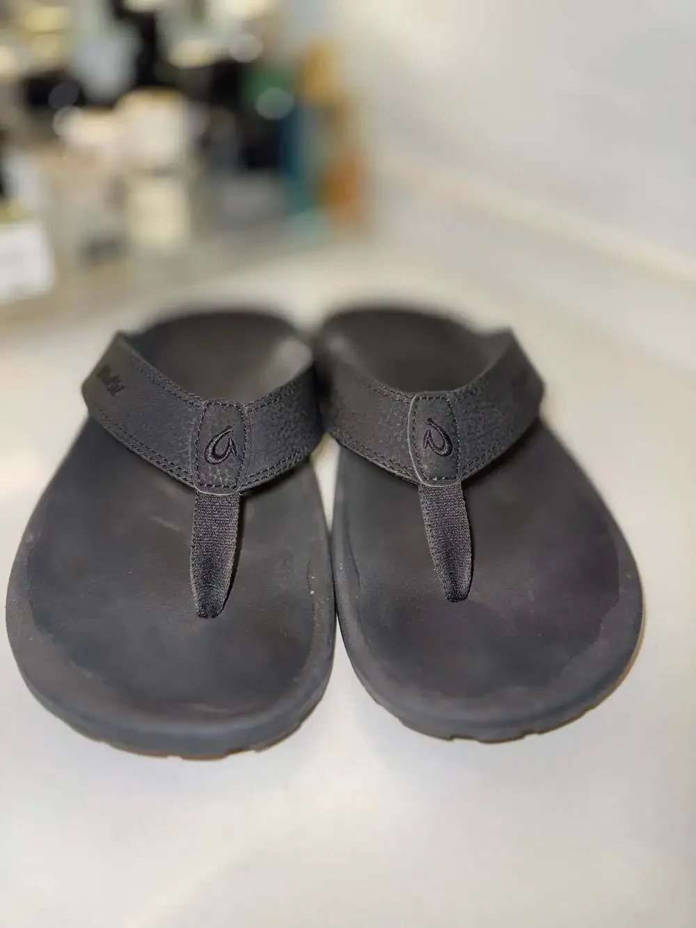 OluKai Ohana Men's Beach Sandals Black Size 11
